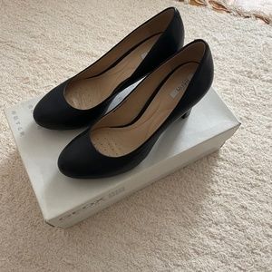 GEOX heels - black leather 36.5